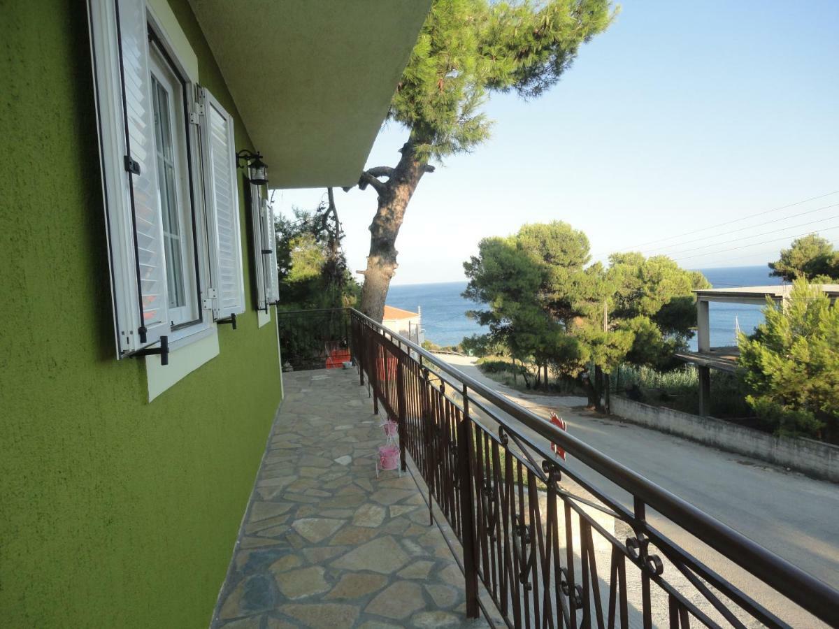 Yialos Apartments Livathos  외부 사진