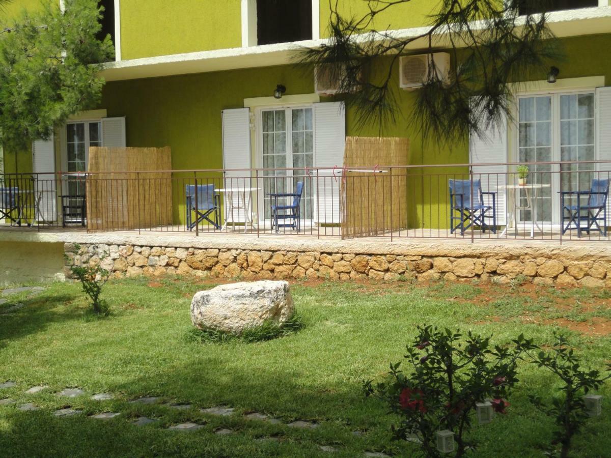 Yialos Apartments Livathos  외부 사진